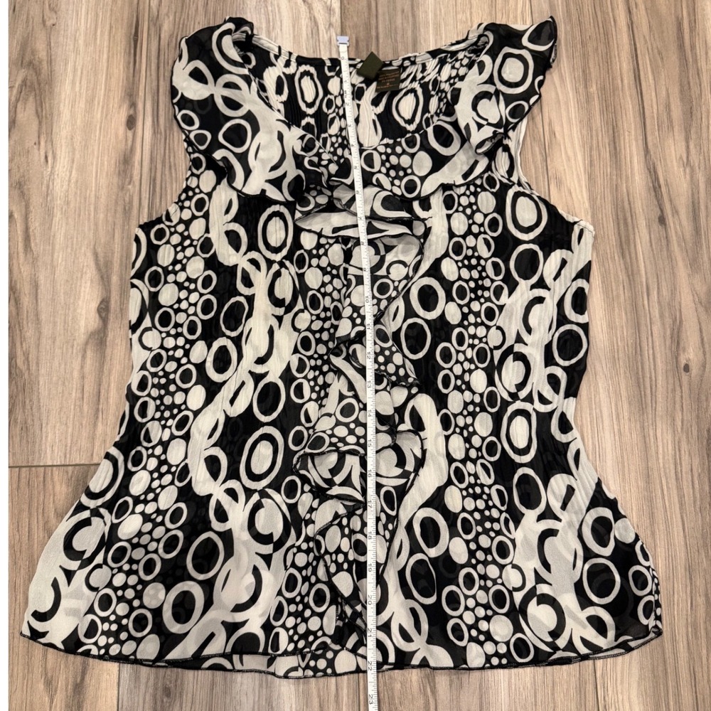 Black White Circle Print Ruffle Plisse Blouse - Picture 5 of 5